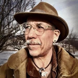 Meet your Posher, Leebee